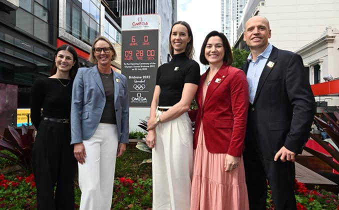 BRISBANE 2032 OLYMPICS, Australian Olympians (left to right) Danielle Tischljar, Susie O Neill , Emma McKeon, Anna Meares and Mark Arbib, Chief Executive Officer of the Australian Olympic Committee are seen at the unveiling of the count-down clock marking 6 years until the Brisbane 2032 Olympics, in the Queen Street Mall in Brisbane, Thursday, July 23, 2026. ( NO ARCHIVING BRISBANE QUEENSLAND AUSTRALIA  Copyright: xDARRENxENGLANDx 20260723124209568605
