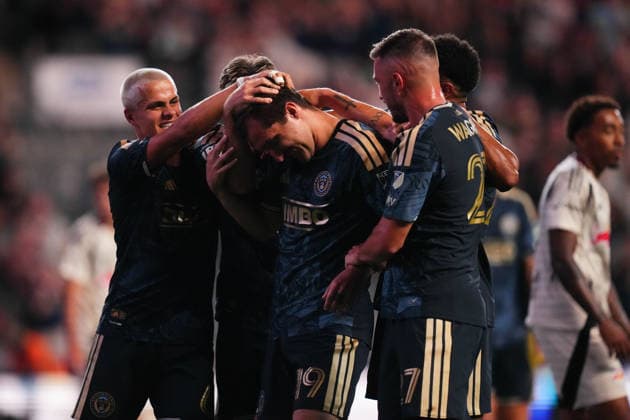 July 22, 2026: Philadelphia Union Midfielder Indiana Vassilev (19) celebrates a goal with teammates during the second half of an MLS, Fussball Herren, USA match against Red Bull New York at Subaru Park in Chester, Pennsylvania. CSM MLS 2026: Union Vs Red Bull JUL 22  - ZUMAc04_ 20260722_zma_c04_035 Copyright: xKylexRoddenx