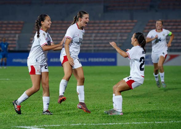 AFF Women s Cup 2026 Indonesia Vs Laos in Kuala Lumpur, Malaysia - 22 JULY 2026. Indonesia players seen celebrating after scoring a goal during the AFF Women s Cup 2026 Final match between Indonesia and Laos at Kuala Lumpur Football Stadium. Final score; Indonesia 5 : 0 Laos. Kuala Lumpur Malaysia Copyright: xWongxFokxLoyx xSOPAxImagesx 20260722_AFW_2439 copy