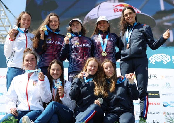 July 22, 2026, Oklahoma City, Oklahoma, USA: Teams of Slovakia, Czech Republic and France - medalist of Women s Canoe Teams on 2026 ICF Canoe Slalom World Championships, Oklahoma City, USA. ICF Canoe Slalom World Championships 2026 - Slovakia, Czech Republic And France  - ZUMAc278 20260722_zsp_c278_015 Copyright: xMarcinxCholewinskix