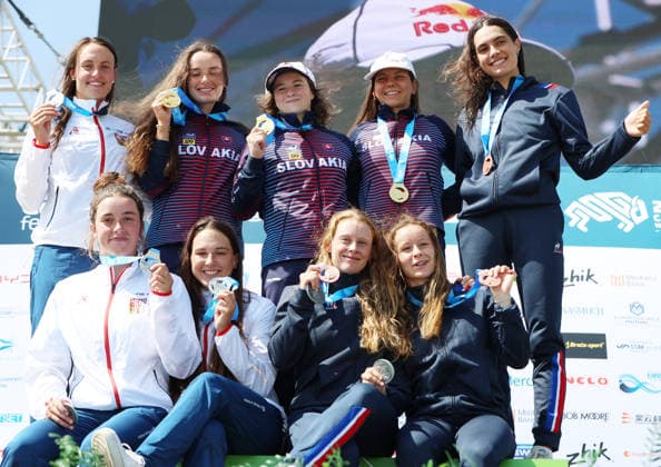 July 22, 2026, Oklahoma City, Oklahoma, USA: Teams of Slovakia, Czech Republic and France - medalist of Women s Canoe Teams on 2026 ICF Canoe Slalom World Championships, Oklahoma City, USA. ICF Canoe Slalom World Championships 2026 - Slovakia, Czech Republic And France  - ZUMAc278 20260722_zsp_c278_016 Copyright: xMarcinxCholewinskix