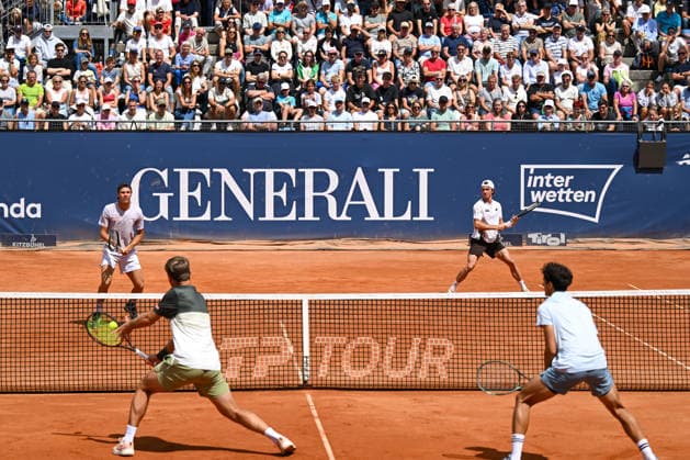 TENNIS - ATP, Tennis Herren Generali Open 2026 KITZBUEHEL,AUSTRIA,23.JUL.26 - TENNIS - ATP World Tour, Generali Open. Image shows Joel Schwaerzler (AUT), Kevin Krawietz (GER), Lukas Neumayer (AUT) and Pierre Hugues Herbert (FRA).  GEPAxpictures xDanielxSchoenherr