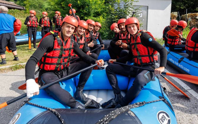 23.07.2026 - Fussball - 2. Fussball-Bundesliga - Saison 2026 2027 - 1. FC Nürnberg FCN Club - Trainingslager Sommer Sommertrainingslager Gais - Bruneck - Südtirol - Zink DaMa - xdaxmax -Teamevent - Rafting - Sigurd Haugen ( 9, 1. FC Nürnberg FCN ) Helena Schmitz (Performancecoach 1. FC Nürnberg FCN ) Fynn Otto (20, 1. FC Nürnberg FCN ) Adam Markhiev (6, 1. FC Nürnberg FCN ) Jens Kaltenmark (Spielanalyst, 1. FC Nürnberg FCN ), Adriano Grimaldi (39, 1. FC Nürnberg FCN ) Eric Porstner (41, 1. FC Nürnberg FCN ) *** July 23, 2026 Soccer 2 Soccer Bundesliga 2026–2027 Season 1 FC Nuremberg (FCN) Club Summer Training Camp Summer Training Camp in Gais, Brunico, South Tyrol Zink DaMa xdaxmax Team Event: Rafting Sigurd Haugen 9, 1 FC Nuremberg (FCN) Helena Schmitz, Performance Coach, 1 FC Nuremberg (FCN) Fynn Otto 20, 1 FC Nuremberg (FCN) Adam Markhiev 6, 1 FC Nuremberg (FCN) Jens Kaltenmark Match Analyst, 1 FC Nuremberg (FCN), Adriano Grimaldi 39, 1 FC Nuremberg (FCN) Eric Porstner 41, 1 FC Nuremberg (FCN)
