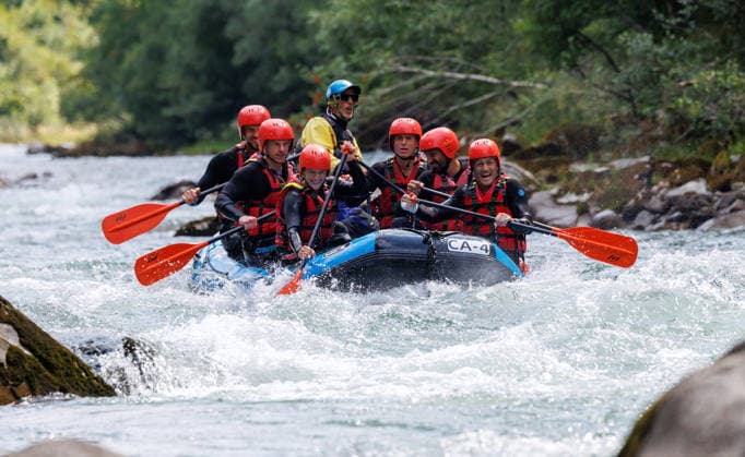 23.07.2026 - Fussball - 2. Fussball-Bundesliga - Saison 2026 2027 - 1. FC Nürnberg FCN Club - Trainingslager Sommer Sommertrainingslager Gais - Bruneck - Südtirol - Zink DaMa - xdaxmax -Teamevent - Rafting - Bootsbesatzung - Sigurd Haugen ( 9, 1. FC Nürnberg FCN ) Helena Schmitz (Performancecoach 1. FC Nürnberg FCN ) Fynn Otto (20, 1. FC Nürnberg FCN ) Adam Markhiev (6, 1. FC Nürnberg FCN ) Jens Kaltenmark (Spielanalyst, 1. FC Nürnberg FCN ), Adriano Grimaldi (39, 1. FC Nürnberg FCN ) Eric Porstner (41, 1. FC Nürnberg FCN ) *** July 23, 2026 Soccer 2 Soccer Bundesliga 2026–2027 Season 1 FC Nuremberg (FCN) Club Summer Training Camp Summer Training Camp in Gais, Brunico, South Tyrol Zink DaMa xdaxmax Team Event: Rafting, Boat Crew: Sigurd Haugen 9, 1 FC Nuremberg (FCN) Helena Schmitz, Performance Coach, 1 FC Nuremberg (FCN) Fynn Otto 20, 1 FC Nuremberg (FCN) Adam Markhiev 6, 1 FC Nuremberg (FCN) Jens Kaltenmark Match Analyst, 1 FC Nuremberg (FCN), Adriano Grimaldi 39, 1 FC Nuremberg (FCN) Eric Porstner 41, 1 FC Nuremberg (FCN)