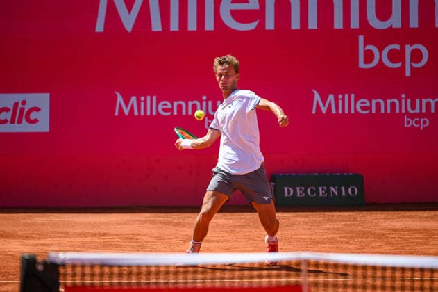 July 23, 2026, Lisbon, Lisbon, Portugal: LUCA VAN ASSCHE in action during the Round of 16 at the Millennium Estoril Open ATP, Tennis Herren tennis tournament at Clube de Tenis do Estoril. Millennium Estoril Open 2026  - ZUMAr238 20260723_zip_r238_008 Copyright: xRicardoxRochax