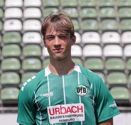 Henry Jeschonek (VfB Luebeck) ; VfB Luebeck; RL Nord Portraettermin 2026 2027 *** Henry Jeschonek, VfB Lübeck, VfB Lübeck, RL North, Photo Shoot 2026, 2027