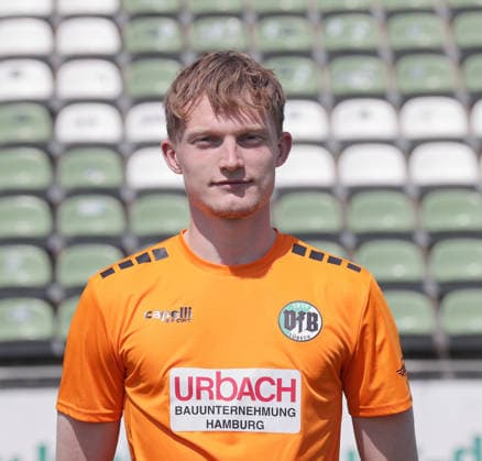 Torhueter Finn Boehmker (VfB Luebeck) ; VfB Luebeck; RL Nord Portraettermin 2026 2027 *** Goalkeeper Finn Boehmker, VfB Lübeck, VfB Lübeck, RL Nord, Photo Shoot 2026, 2027