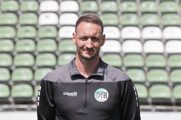 Trainer Kevin Rodewald (VfB Luebeck) ; VfB Luebeck; RL Nord Portraettermin 2026 2027 *** Coach Kevin Rodewald, VfB Lübeck, VfB Lübeck, RL North, Photo Op 2026, 2027