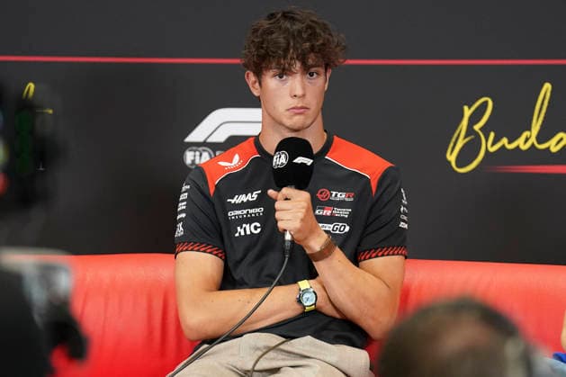 FORMULA 1 HUNGARIAN GRAND PRIX 2026 Oliver Bearman 87 (GBR) Haas F1 Team in a press conference, PK, Pressekonferenz during the Formula 1 AWS Hungarian Grand Prix 2026, Round 11 of the 2026 Formula 1 World Championship, WM, Weltmeisterschaft from 24th - 26th July 2026 at the Hungaroring, Mogyorod, Hungary. Credit: Robbie Hoad Every Second Media Editorial use only. All images are copyright Every Second Media Limited. No images may be reproduced without prior permission. Copyright: xIMAGO EveryxSecondxMediax ESM-2073-0075 RobbiexHoadx xEveryxSecondxMediax