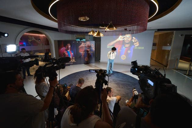 July 23, 2026, Barcelona, Spain: BARCELONA, SPAIN - JULY 23: .Karim Adeyemi during his official presentation as a FC Barcelona, Barca player at the Spotify Camp Nou on July 23, 2026 in Barcelona, Spain Karim Adeyemi Official Presentation  - ZUMAd159 20260723_zia_d159_015 Copyright: xGerardxFrancox