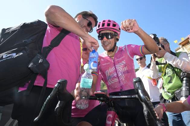 Tour de France 2026 Stage 18 ORCIERES-MERLETTE, FRANCE - JULY 23 : Carapaz Richard (ECU) of EF Education - Easypost celebrates the victory after stage 18 of the 113rd edition of Tour de France an UCI World Tour 2.UWT cycling road race stage for Men Elite of 185 km with start in Voiron and finish in Orcieres-Merlette on July 23, 2026 in Orcieres-Merlette, France, 23 07 2026 Orcieres-Merlette France  Copyright: xSzymonxGruchalskix