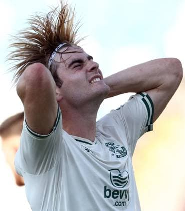 Nathan Lowe of Hibernian shows a look of dejection Malisheva v Hibernian, UEFA Conference League, 2nd Qualifying Round, 1st Leg, Football, Liman Gegaj Stadium, Malisheva, Kosovo - 23 Jul 2026Malisheva Liman Gegaj Stadium Kosovo United Kingdom  Copyright: xNikolaxKrstic Shutterstockx 16999261bo