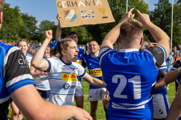 DM Finals 2026 in Hannover: Deutsche Meisterschaft im 7er-Rugby, Finale der Männer, Germania List gegen RG Heidelberg***Die Frauen und die Männer von Germania feierten im Anschluss an das Spiel gemeinsam ihre Meistertitel *** 2026 DM Finals in Hanover: German 7s Rugby Championship, Men s Final, Germania List vs. RG Heidelberg***The women s and men s teams from Germania celebrated their championship titles together after the game Copyright: xUdoxHerrmannx
