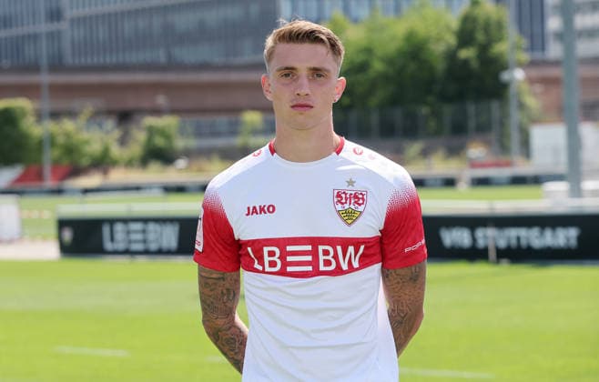BAU Stuttgart , Veit Stange ; VfB Stuttgart II ; 3.Liga; Porträttermin 2026 2027, *** BAU Stuttgart, Veit Stange, VfB Stuttgart II, 3rd Division, Photo Shoot 2026–2027,