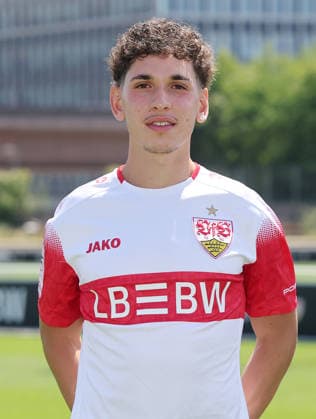 BAU Stuttgart , Tuncay Durna; VfB Stuttgart II ; 3.Liga; Porträttermin 2026 2027, *** BAU Stuttgart, Tuncay Durna, VfB Stuttgart II, 3rd Division, Photo Shoot 2026–2027,