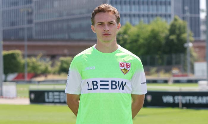 BAU Stuttgart ,Julian Bock; VfB Stuttgart II ; 3.Liga; Porträttermin 2026 2027, *** BAU Stuttgart, Julian Bock, VfB Stuttgart II, 3rd Division, Photo Shoot 2026–2027,