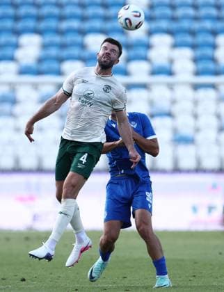 Grant Hanley of Hibernian wins a header Malisheva v Hibernian, UEFA Conference League, 2nd Qualifying Round, 1st Leg, Football, Liman Gegaj Stadium, Malisheva, Kosovo - 23 Jul 2026Malisheva Liman Gegaj Stadium Kosovo United Kingdom  Copyright: xNikolaxKrstic Shutterstockx 16999261bx