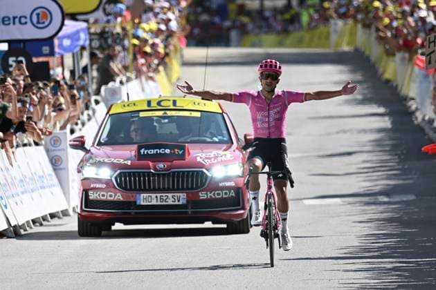 Tour de France 2026 Stage 18 ORCIERES-MERLETTE, FRANCE - JULY 23 : Carapaz Richard (ECU) of EF Education - Easypost during stage 18 of the 113rd edition of Tour de France an UCI World Tour 2.UWT cycling road race stage for Men Elite of 185 km with start in Voiron and finish in Orcieres-Merlette on July 23, 2026 in Orcieres-Merlette, France, 23 07 2026 Orcieres-Merlette France  Copyright: xPetexGodingx