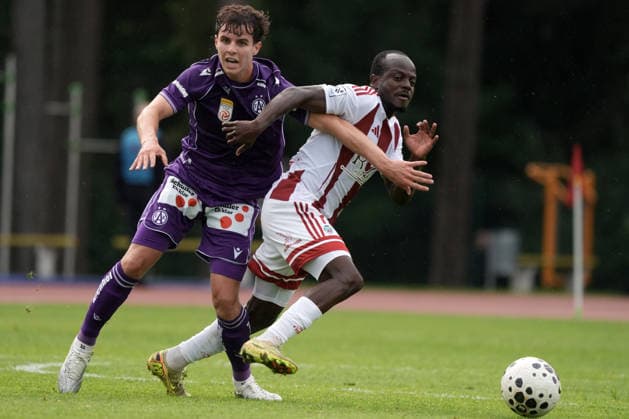 Latvia Soccer FK Liepaja Austria Wien, Riga, Latvia, 23.07.2026, football, soccer Florian Wustinger of FK Austria Wien and Abiodun OGUNNIYI of FK Liepaja in action during the UEFA Europa Conference League qualifying round game between Latvia™s FK Liepaja and Austria Wien komandam in Sloka, Latvia 23.07.2026. Photo: Roman Koksarov (RKF) Riga Latvia Copyright: xRomanxKoksarovx RKV00446.JPG