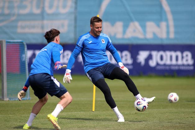 Fussball, Herren, Regionalliga Bayern, Saison 2026 2027, TSV 1860 München, Training Vitus Eicher (TSV 1860 München) spielt einen Ball *** Soccer, Men s, Bavarian Regional League, 2026–2027 Season, TSV 1860 Munich, Training: Vitus Eicher; TSV 1860 Munich plays a ball