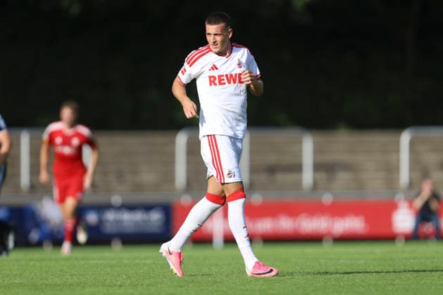 Said El Mala (1. FC Köln) schaut waehrend des Testspiels zwischen 1. FC Köln und SV Bergisch Gladbach 09, Belkaw Arena am 23. July 2026 in Bergisch Gladbach, Deutschland. (Foto von Oliver Kaelke DeFodi Images) +++ Said El Mala (1. FC Köln) looks on during the friendly match between 1. FC Köln and SV Bergisch Gladbach 09 at Belkaw Arena on July 23, 2026 in Bergisch Gladbach, Germany. (Photo by Oliver Kaelke DeFodi Images) (Photo by Oliver Kaelke DeFodi Images) - *** Said El Mala of 1 FC Köln watches during the friendly match between 1 FC Köln and SV Bergisch Gladbach 09 at Belkaw Arena on July 23, 2026, in Bergisch Gladbach, Germany Photo by Oliver Kaelke DeFodi Images Said El Mala of 1 FC Köln looks on during the friendly match between 1 FC Köln and SV Bergisch Gladbach 09 at Belkaw Arena on July 23, 2026 in Bergisch Gladbach, Germany Photo by Oliver Kaelke DeFodi Images Photo by Oliver Kaelke DeFodi Images