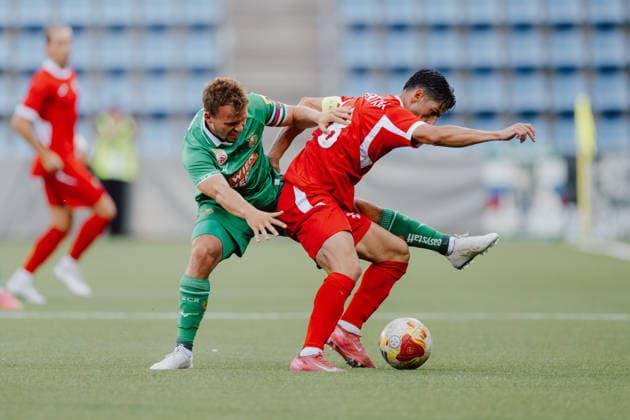 SOCCER - UEFA ECL, Santa Coloma vs Rapid ANDORRA LA VELLA,ANDORRA,23.JUL.26 - SOCCER - UEFA Conference League, qualification, FC Santa Coloma vs SK Rapid Wien. Image shows Matthias Seidl (Rapid) and Inigo Barrenechea (Santa Coloma).  GEPAxpictures xAlexanderxSolc