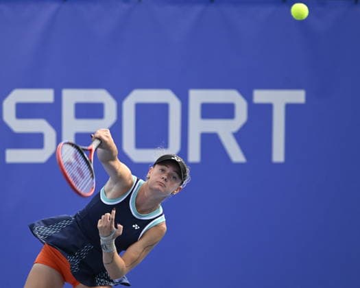 Barbora Krejcikova of Czech Republic playes against Lucie Havlickova of Czech Republic (pictured) during their match within the women s WTA, Tennis Damen 250 Livesport Prague Open 2026 tennis tournament in Prague, Czech Republic, on July 23, 2026. (CTKxPhoto MichalxKrumphanzl) CTKPhotoP2026072307418  CTKPhotoP2026072307418