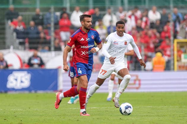 23.07.2025, Czestochowa Liga Konferencji UEFA sezon 2026 27 runda II kwalifikacji, Rakow Czestochowa - Valletta FC - UEFA Conference League football Match season 2026 27 round II qualification Rakow Czestochowa - Valletta FC Nz. Stratos Svarnas Thaylor Fot. Michal Chwieduk Arena Akcji NEWSPIX.PL --- newspix.pl 