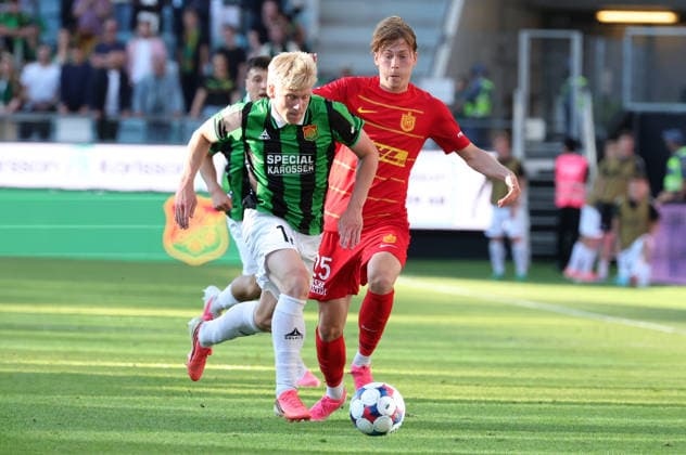 GÖTEBORG, SVERIGE 20260723 Gais Robert Frosti Ãžorkelsson och Nordsjaellands Juho Lähteenmäki under onsdagens kval till till Conference League, första matchen, mellan Gais och FC Nordsjaelland pa Gamla Ullevi. GÖTEBORG SVERIGE x9200x *** GOTHENBURG, SWEDEN 20260723 GAIS s Robert Frosti Öorkelsson and FC Nordsjælland s Juho Lähteenmäki during Wednesday s Conference League qualifier, first leg, between GAIS and FC Nordsjælland at Gamla Ullevi, GOTHENBURG, SWEDEN x9200x  Copyright: xAdamxIhse TTx CONFERENCE LEAGUE KVAL GAIS-NORDSJÄLLAND