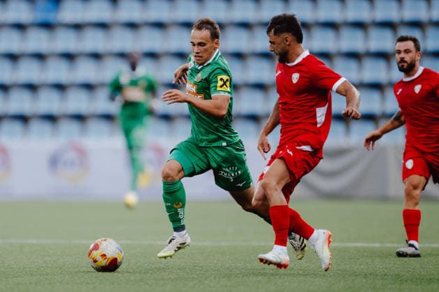 SOCCER - UEFA ECL, Santa Coloma vs Rapid ANDORRA LA VELLA,ANDORRA,23.JUL.26 - SOCCER - UEFA Conference League, qualification, FC Santa Coloma vs SK Rapid Wien. Image shows Nikolaus Wurmbrand (Rapid) and Alex Rasines (Santa Coloma).  GEPAxpictures xAlexanderxSolc