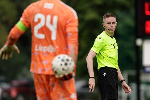 SOCCER - UEFA ECL, Liepaja vs. A.Wien JURMALA,LATVIA,23.JUL.26 - SOCCER - UEFA Conference League, qualification, FK Liepaja vs Austria Wien. Image shows referee Helgi Mikael Jonasson (ISL).  GEPAxpictures xArminxRauthner