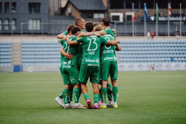 SOCCER - UEFA ECL, Santa Coloma vs Rapid ANDORRA LA VELLA,ANDORRA,23.JUL.26 - SOCCER - UEFA Conference League, qualification, FC Santa Coloma vs SK Rapid Wien. Image shows the rejoicing of team Rapid.  GEPAxpictures xAlexanderxSolc