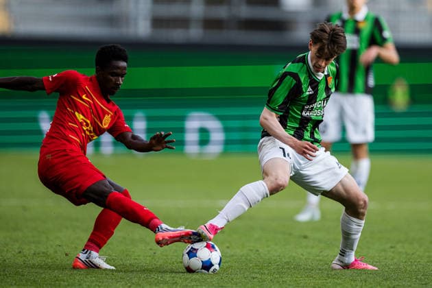 260723 Prince Amoako of FC Nordsjälland and Simon Jorgensen of GAIS during the UEFA Conference League qualification match between GAIS and FC Nordsjälland on July 23, 2026 in Göteborg. Photo: Michael Erichsen BILDBYRAN COP 89 MI1001 fotboll football soccer fotball uefa conference league conference league gais fc nordsjälland bbeng kval qualifying round qualification *** July 23, 2026: Prince Amoako of FC Nordsjælland and Simon Jorgensen of GAIS during the UEFA Conference League qualifying match between GAIS and FC Nordsjælland on July 23, 2026 in Gothenburg. Photo by Michael Erichsen, BILDBYRAN COP 89 MI1001. soccer, football, fotball, UEFA Conference League, Conference League, GAIS, FC Nordsjälland, BBENG, qualifying round, qualification  Copyright: MICHAELxERICHSEN BB260723MI034