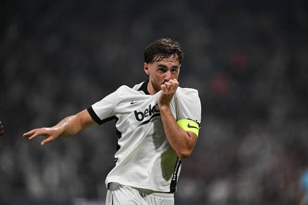 Besiktas v Midtjylland - UEFA Europa League second qualifying round ISTANBUL, TURKIYE - JULY 23: Orkun Kokcu (10) of Besiktas celebrates after scoring a goal during the UEFA Europa League second qualifying round first leg match between Besiktas and Midtjylland at Tupras Stadium in Istanbul, Turkiye on July 23, 2026. Saffet Azak Anadolu Istanbul Turkey. Editorial use only. Please get in touch for any other usage.  Copyright: x2026xAnadoluxSaffetxAzakx