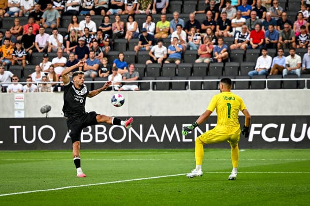 23 07 2026, Lugano, AIL Arena, Conference League: FC Lugano - KF Dukagjini, 25 Uran Bislimi (Lugano) tries to score against goalkeeper 1 Egzon Lekaj (Dukagjini) Lugano AIL Arena Ticino Switzerland *** July 23, 2026, Lugano, AIL Arena, Conference League: FC Lugano vs. KF Dukagjini; 25 Uran Bislimi of Lugano attempts to score against goalkeeper 1 Egzon Lekaj of Dukagjini; Lugano, AIL Arena, Ticino, Switzerland Copyright: xJustPictures.ch AndreaxBrancax jp-en-AnBr-AB_23072026_7484