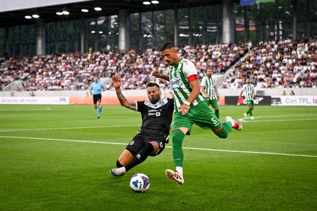 23 07 2026, Lugano, AIL Arena, Conference League: FC Lugano - KF Dukagjini, 11 Renato Steffen (Lugano) battle for the ball against 5 Elton Basri (Dukagjini) Lugano AIL Arena Ticino Switzerland *** July 23, 2026, Lugano, AIL Arena, Conference League: FC Lugano vs. KF Dukagjini, 11. Renato Steffen (Lugano) battles for the ball against 5. Elton Basri (Dukagjini), Lugano, AIL Arena, Ticino, Switzerland Copyright: xJustPictures.ch AndreaxBrancax jp-en-AnBr-AB_23072026_7863