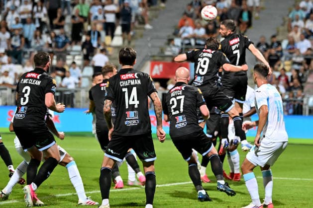 RIJEKA, CROATIA - JULY 23: Michael Duffy of Derry City (2R) in action against Amer Gojak of Rijeka (R) during the UEFA Conference League QR-2 first match between Rijeka (CRO) and Derry City (IRL) at Stadium Rujevica, Rijeka on July 23, 2026 in Rijeka, Croatia. (Photo by Igor Kupljenik Sports Press Photo).  Copyright: xIgorxKupljenikx xSPPx Sportspressphoto_SPR195232