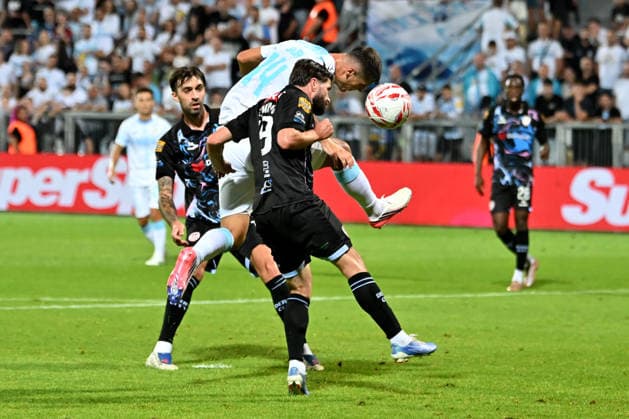 RIJEKA, CROATIA - JULY 23: Amer Gojak of Rijeka (L) in action against Adam O Reilly of Derry City (R) during the UEFA Conference League QR-2 first match between Rijeka (CRO) and Derry City (IRL) at Stadium Rujevica, Rijeka on July 23, 2026 in Rijeka, Croatia. (Photo by Igor Kupljenik Sports Press Photo).  Copyright: xIgorxKupljenikx xSPPx Sportspressphoto_SPR195234
