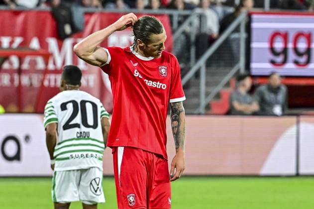 ENSCHEDE , 23-07-2026 , Stadium Grolsch Veste , season 2026 2027 , UEFA Europa League play-off football , match between FC Twente and Ferencvarosi , picture shows FC Twente player Wout Weghorst looks dejected after the match Twente - Ferencvarosi  x205169461x Copyright: