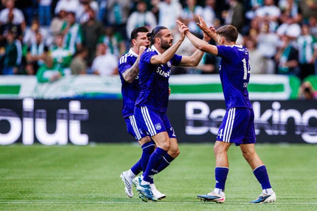 260723 Danylo Sikan of Anderlecht celebrates after 0-1 during the UEFA Europa League second qualifying round football match between Hammarby and Anderlecht on July 23, 2026 in Stockholm. Photo: Kenta Jönsson BILDBYRAN COP 210 KJ0354 fotboll football soccer fotball uefa europa league europa league kval qualifying round qualification hammarby anderlecht bbeng grappa33 jubel *** July 23, 2026: Danylo Sikan of Anderlecht celebrates after the 0–1 goal during the UEFA Europa League second qualifying round soccer match between Hammarby and Anderlecht on July 23, 2026 in Stockholm. Photo by Kenta Jönsson, BILDBYRAN COP 210 KJ0354. soccer, football, UEFA Europa League, Europa League qualifying round, Hammarby, Anderlecht, bbeng, grappa33, celebration  Copyright: KENTAxJÖNSSON BB260723KJ100
