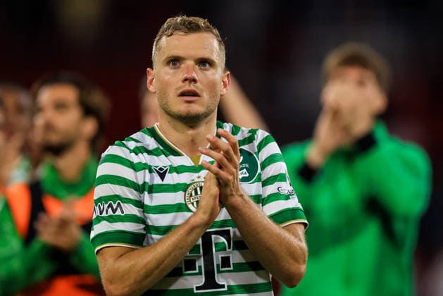 ENSCHEDE, NETHERLANDS - JULY 23: Philippe Rommens of Ferencvaros applauds the fans after the UEFA Europa League 2026 27 second qualifying round first leg match between FC Twente and Ferencvaros at FC Twente Stadium on July 23, 2026 in Enschede, Netherlands.  Copyright: xRenexNijhuis MBxMediax