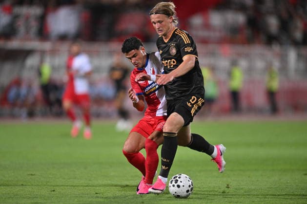 VOJVODINA NOVI SAD vs AJAX AMSTERDAM KASPER DOLBERG vs MILUTIN VIDOSAVLJEVIC football Vojvodina Novi Sad vs Ajax Amsterdam qualifications UEFA Conference League at Karadjordje stadium, Novi Sad 23.07.2026 Foto: FOOTBALL, UEFA CONFERENCE LEAGUE, AJAX AMSTERDAM, VOJVODINA NOVI SAD, QUALIFICATIONS Novi Sad Karadjordje stadium Serbia Copyright: xMarkoxMetlas xMNxPressx
