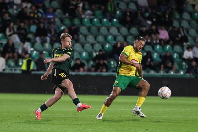 Zilina 23.07.2026. Pilka nozna Liga Konferencji UEFA sezon 2025 2026 runda 2 mecz: MSK Zilina - GKS Katowice --- Football UEFA Conference League season 2025 2026 round 2 match: MSK Zilina - GKS Katowice nz Marcel Wedrychowski, Krisztian Bari Fot. Kacper Staniec NEWSPIX.PL --- newspix.pl 