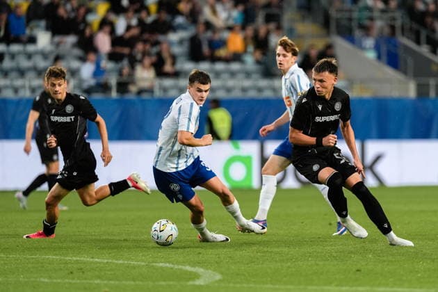 Lublin 23.07.2026. Football UEFA Europa League Qualifiers match, second qualifying round 1st leg, between FC Dynamo Kyiv and PAOK FC in Lublin, Poland --- Mecz Ligi Europy UEFA - 2. runda kwalifikacji pomiedzy Dynamo Kijow a PAOK FC w Lublinie, Polska. Persons Shown : x, Taras Mykhavko, Anestis Mythou Fot. Kazimierz Kozuch Arena Akcji NEWSPIX.PL --- newspix.pl 