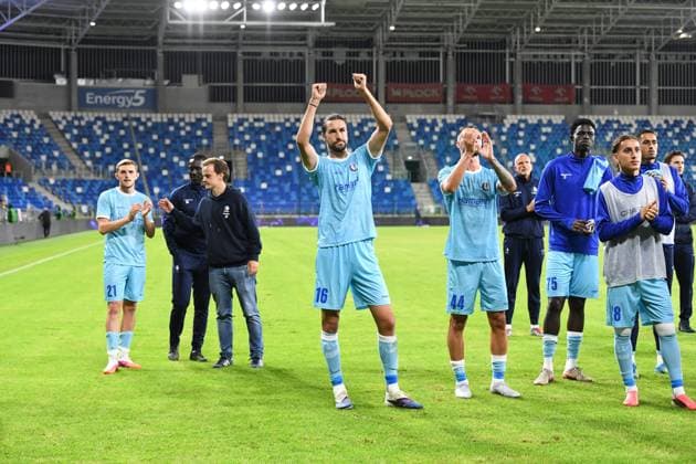 Gent s players greet the public after a soccer game between Ukrainian FC LNZ Cherkasy and Belgian KAA Gent, Thursday 23 July 2026 in Plock, Poland, the first leg of the second qualifying round for the UEFA Conference League. JILLxDELSAUX  x181881411x