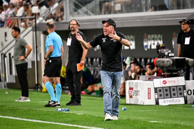 23 07 2026, Lugano, AIL Arena, Conference League: FC Lugano - KF Dukagjini, head coach Mattia Croci-Torti (Lugano) motivates his team Lugano AIL Arena Ticino Switzerland *** July 23, 2026, Lugano, AIL Arena, Conference League: FC Lugano vs. KF Dukagjini; Head Coach Mattia Croci Torti motivates his team at the AIL Arena in Lugano, Ticino, Switzerland Copyright: xJustPictures.ch AndreaxBrancax jp-en-AnBr-AB_23072026_5198