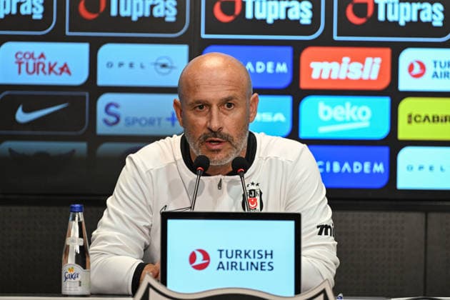 Besiktas head coach Vincenzo Italiano ISTANBUL, TURKIYE - JULY 23: Besiktas head coach Vincenzo Italiano speaks during a press conference, PK, Pressekonferenz following the UEFA Europa League second qualifying round first-leg match against Besiktas at Tupras Stadium in Istanbul, Turkiye, on July 23, 2026. Saffet Azak Anadolu Istanbul Turkey. Editorial use only. Please get in touch for any other usage.  Copyright: x2026xAnadoluxSaffetxAzakx