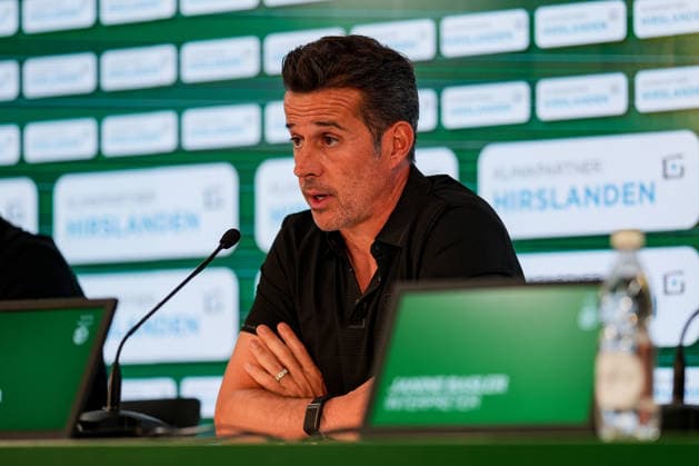 Fussball, UEFA Europa League Qualifikation: FC St. Gallen 1879 vs. Benfica Lissabon, Donnerstag, 23.07.2026 (Berit Sitterstadion, St. Gallen, Schweiz); Marco Silva (Trainer, Benfica Lissabon) *** Soccer, UEFA Europa League Qualifying: FC St. Gallen 1879 vs. Benfica Lisbon, Thursday, July 23, 2026, Berit Sitter Stadium, St. Gallen, Switzerland; Marco Silva, Head Coach, Benfica Lisbon Copyright: xValentinxDomgjonix