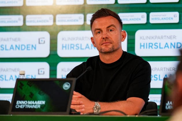 Fussball, UEFA Europa League Qualifikation: FC St. Gallen 1879 vs. Benfica Lissabon, Donnerstag, 23.07.2026 (Berit Sitterstadion, St. Gallen, Schweiz); Enrico Maassen (Trainer, FC St. Gallen) *** Soccer, UEFA Europa League Qualifying: FC St. Gallen 1879 vs. Benfica Lisbon, Thursday, July 23, 2026, Berit Sitter Stadium, St. Gallen, Switzerland; Enrico Maassen, Head Coach, FC St. Gallen Copyright: xValentinxDomgjonix