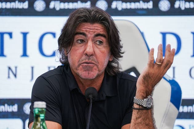 UEFA Europa League Qualifikation 2026 2027 - 2. Runde, 23.07.2027 - HNK Hajduk Split (Kroatien) vs. Pafos FC (Zypern) - Stadion Poljud (Split, Kroatien); Pressekonferenz mit Ricardo Sa Pinto (Pafos) *** UEFA Europa League Qualifying Round 2, 2026–2027, July 23, 2027: HNK Hajduk Split (Croatia) vs. Pafos FC (Cyprus) at Poljud Stadium, Split, Croatia. Press conference with Ricardo Sa Pinto of Pafos Copyright: xLUKAxKOLANOVICx